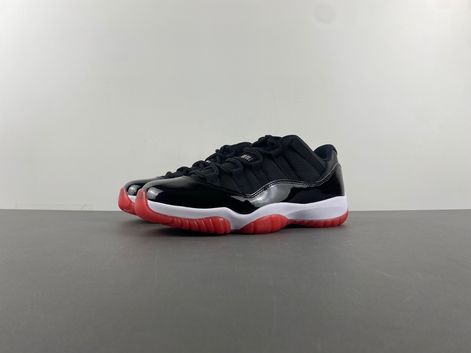 AJ11 Retro Low Bred - Image 6