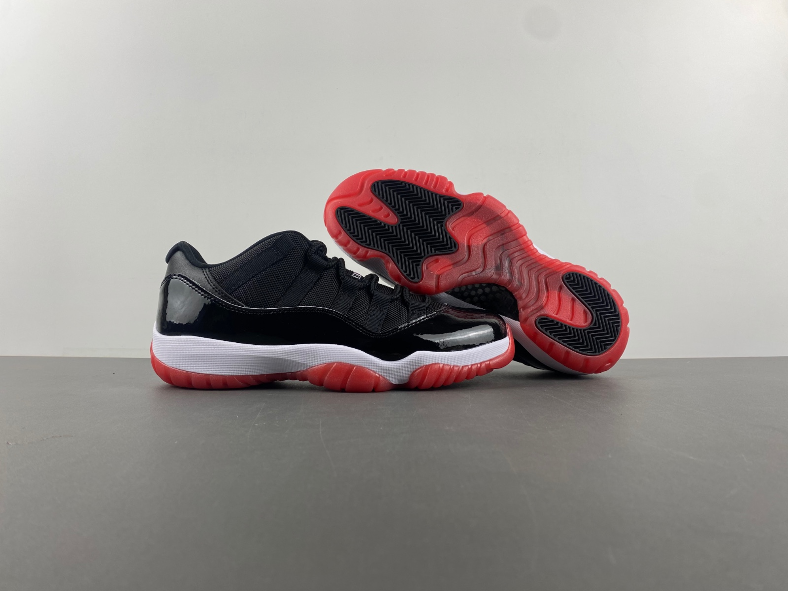 AJ11 Retro Low Bred - Image 7