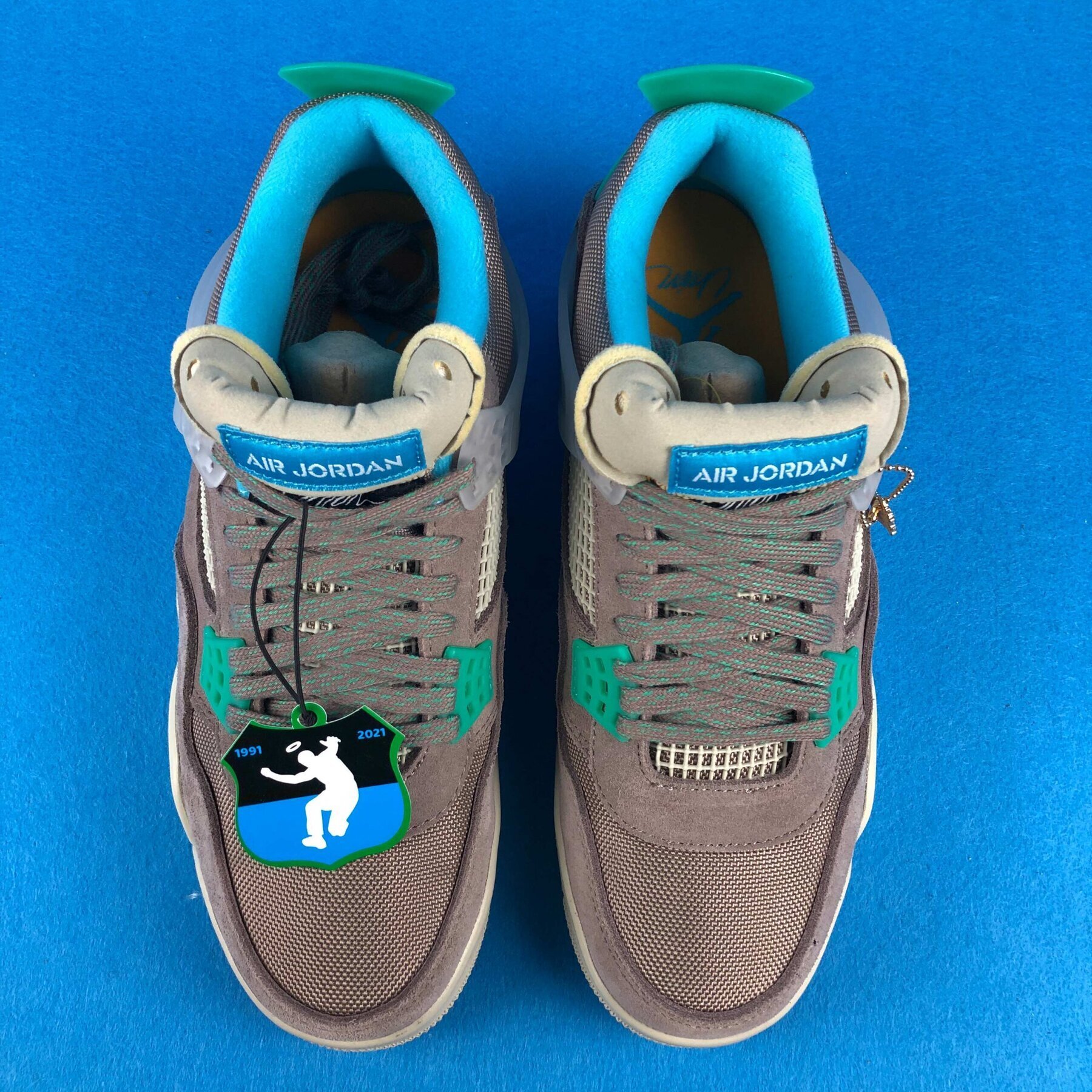 AJ4 Retro SP 30th Anniversary Union Taupe Haze - Image 3