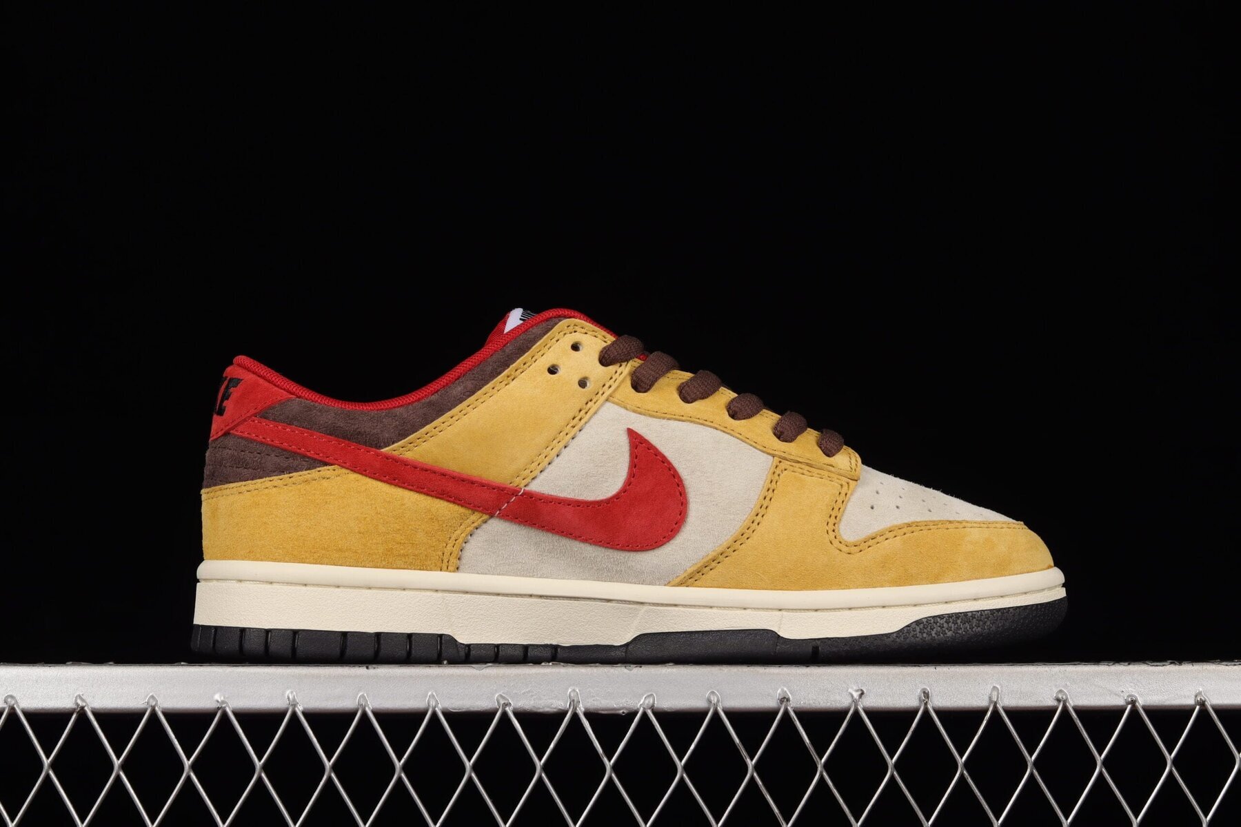 Otomo Katsuhiro x SB Dunk Low Steamboy OST Gold Red Brown - Image 6