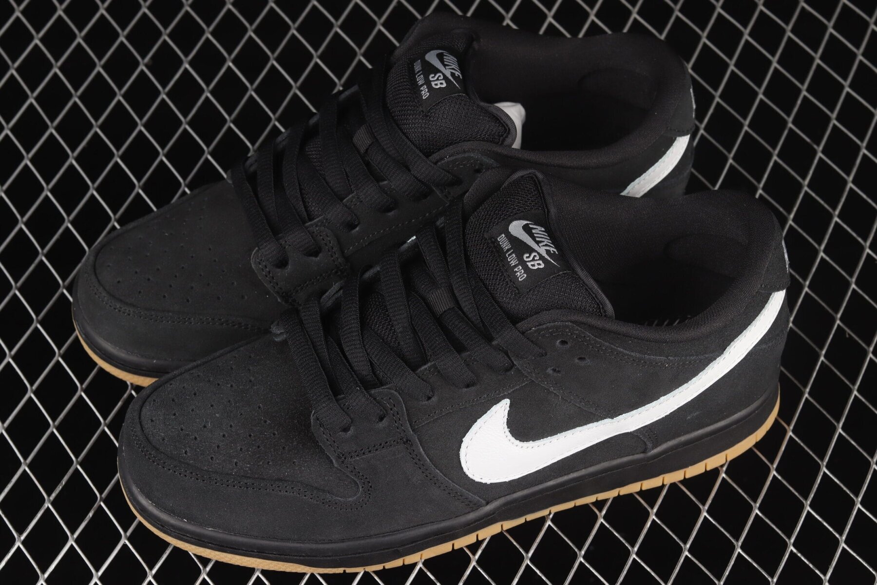SB Dunk Low Fog - Image 5