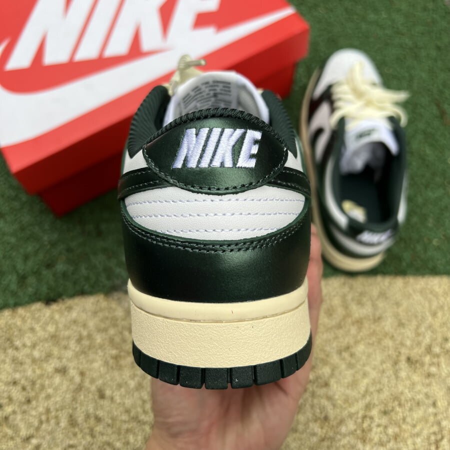 Dunk Low Vintage Green - Image 2