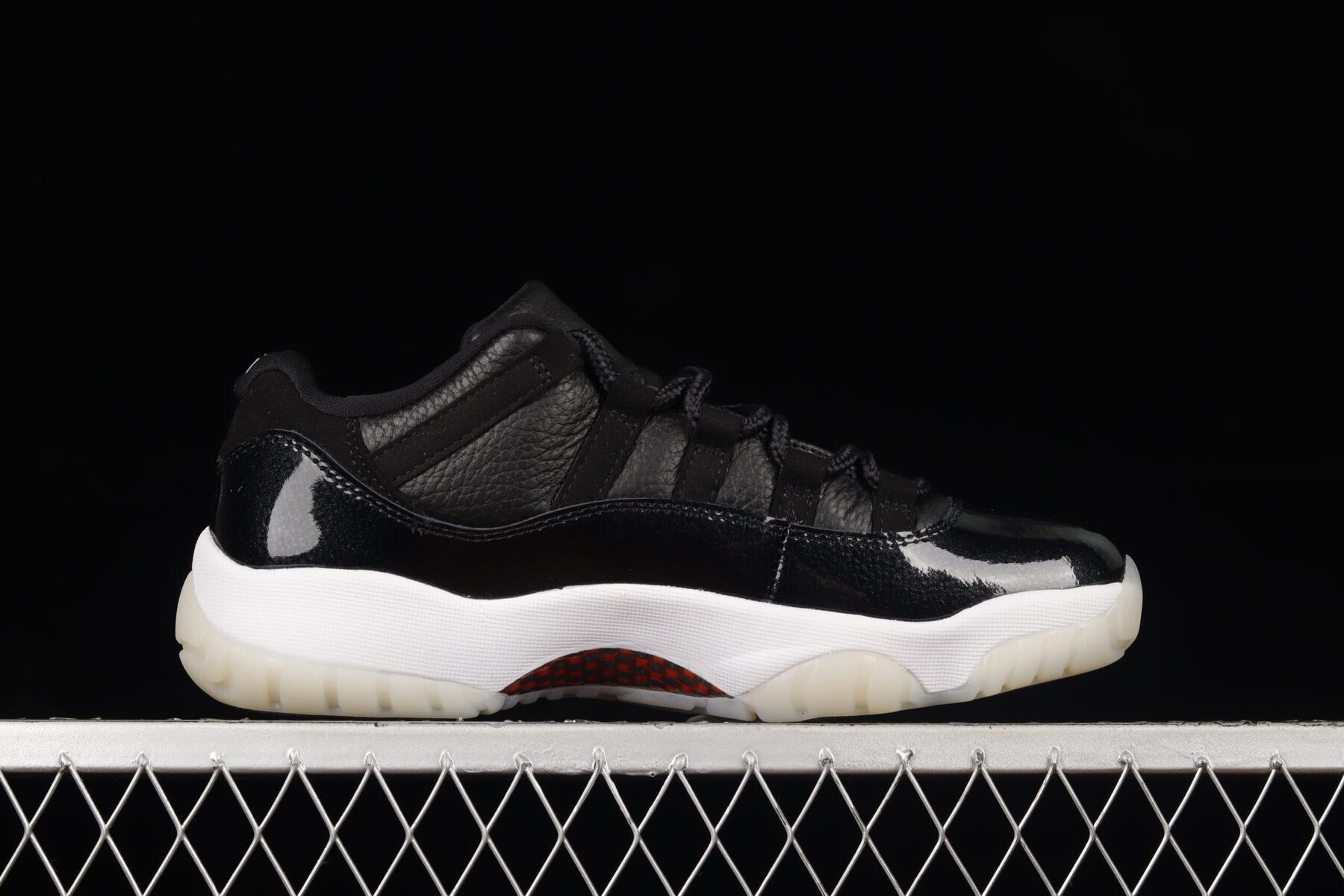 AJ11 Retro Low 72-10, Black/White/Sail/Gym Red - Image 7