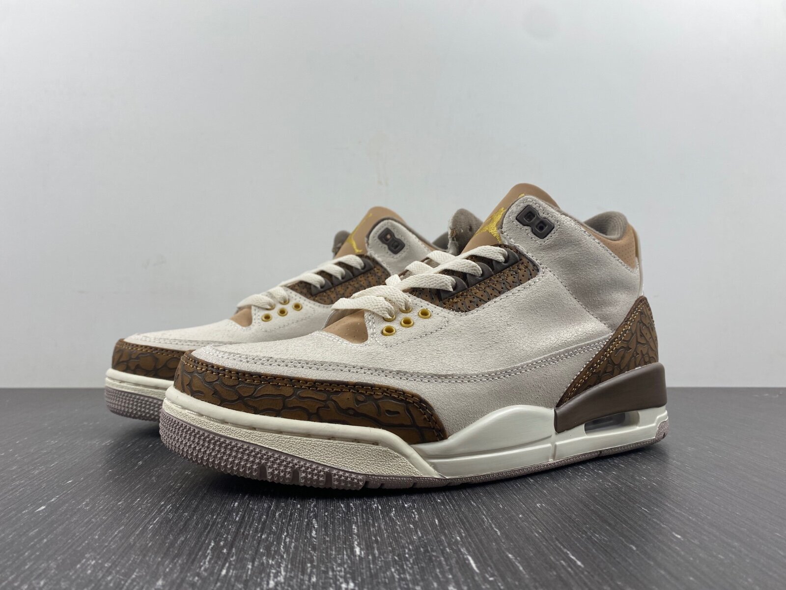 AJ3 Retro Palomino - Image 2