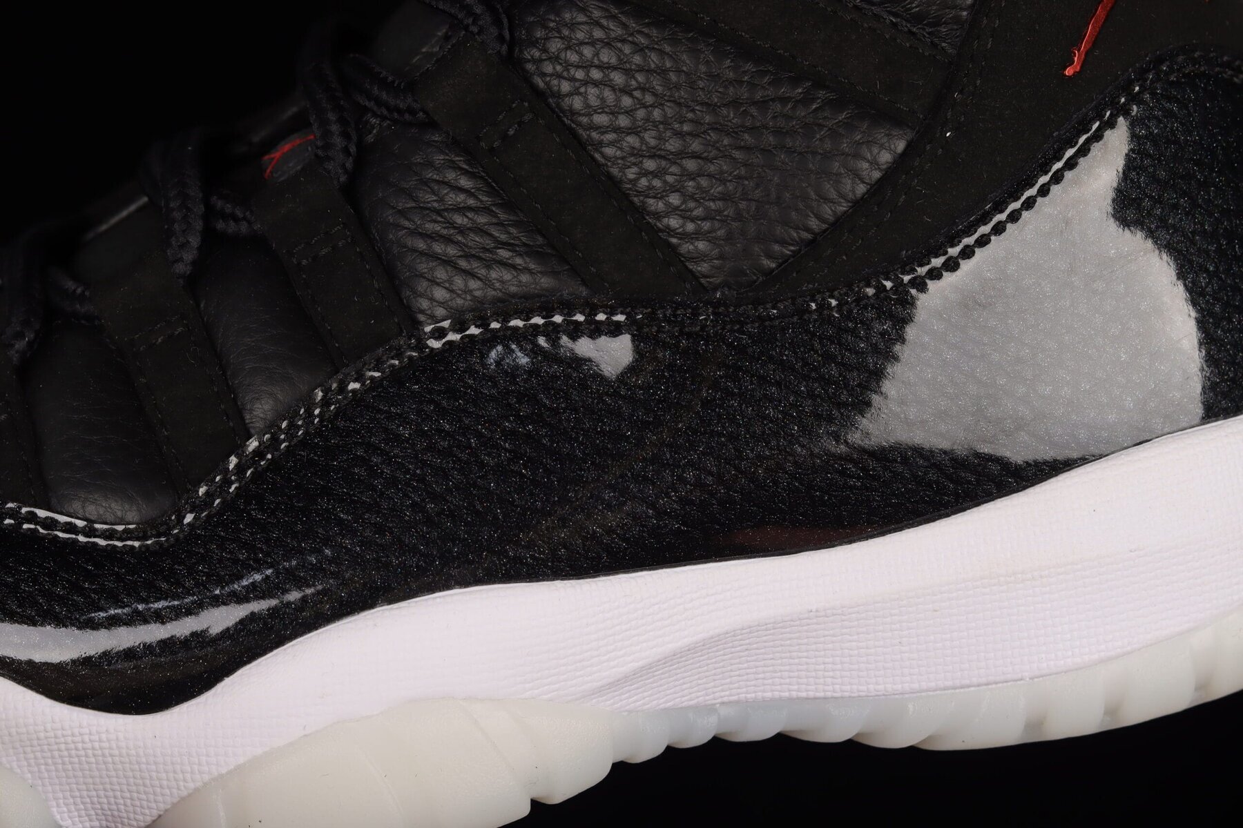 AJ11 Retro 72-10, Black/Gym Red-White-Anthracite - Image 11