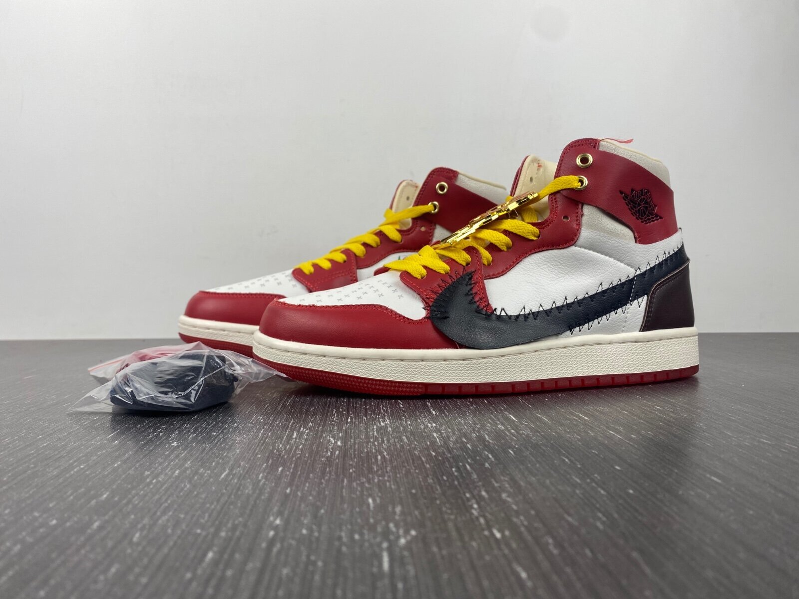 AJ1 High Zoom Air CMFT 2 Teyana Taylor A Rose From Harlem - Image 6