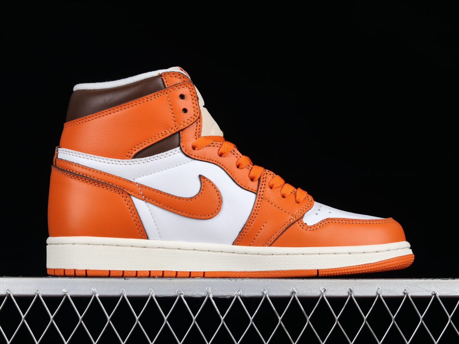 AJ1 High "Starfish", White/Orange Red - Image 8