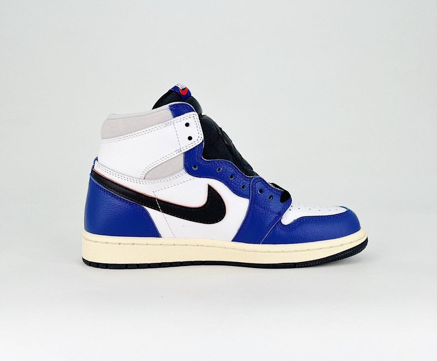 Air Jordan 1 High OG Rare Air “Deep Royal Blue”