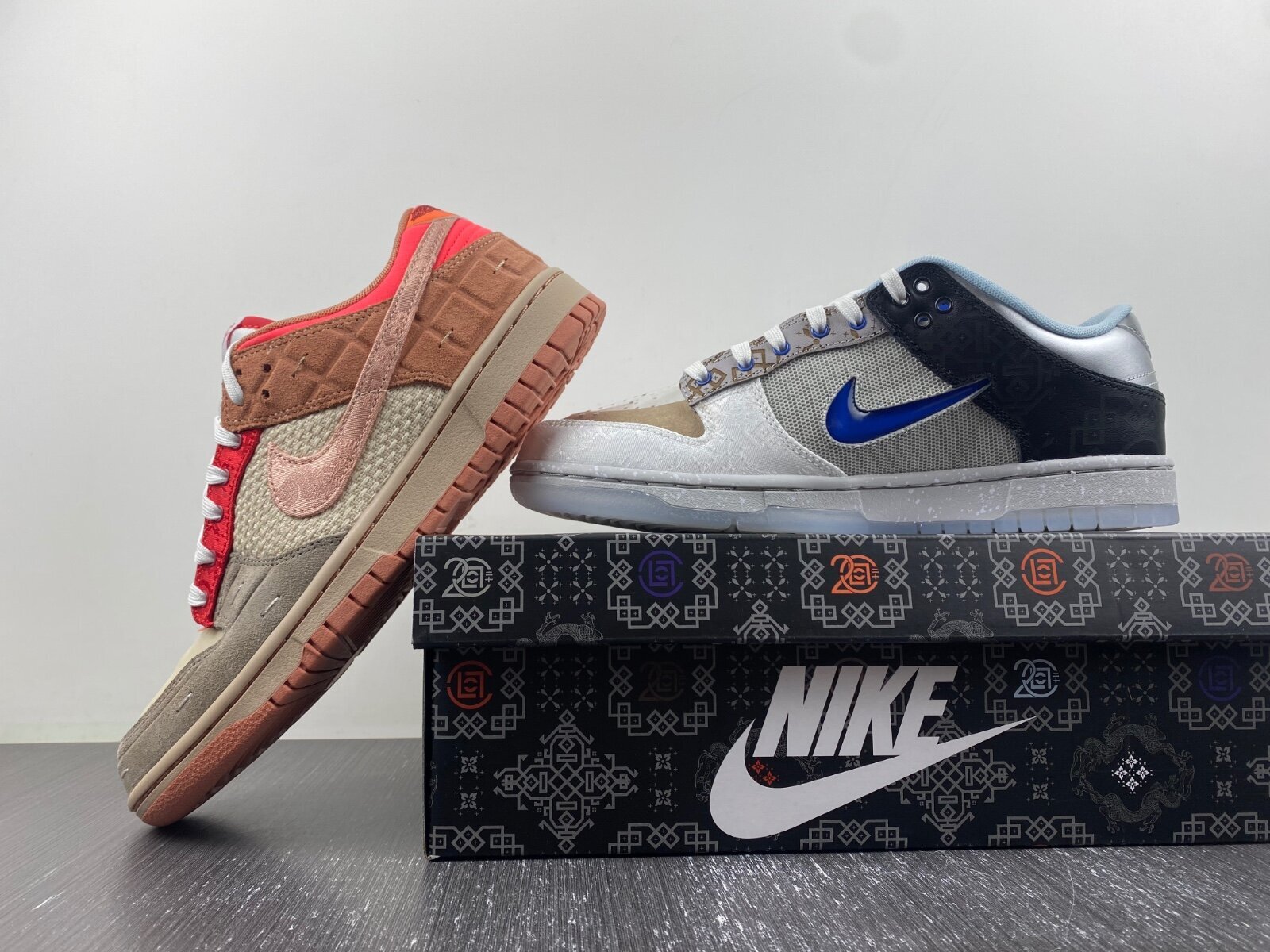Dunk Low SP What The CLOT - Image 18