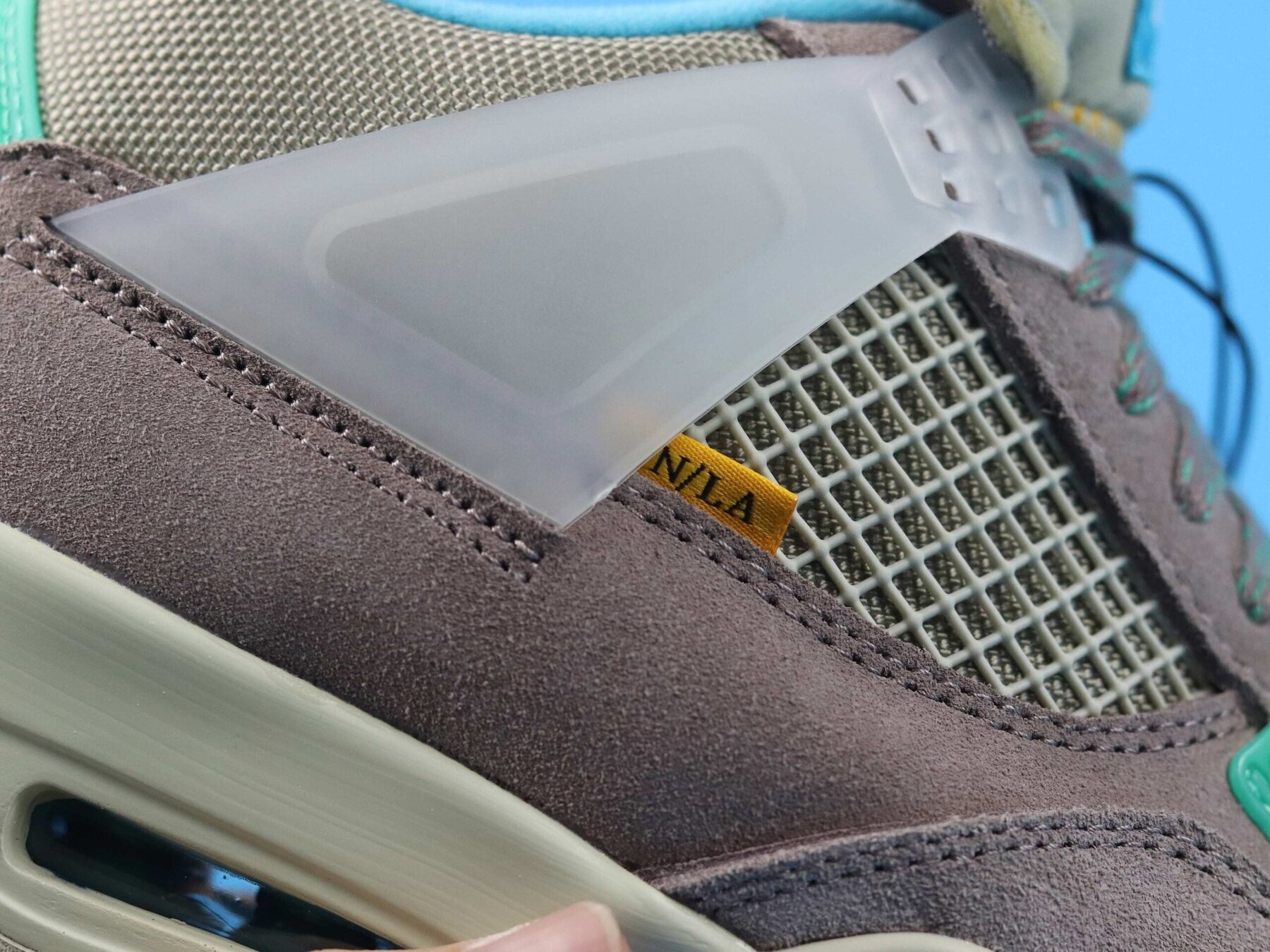 AJ4 Retro SP 30th Anniversary Union Taupe Haze - Image 13