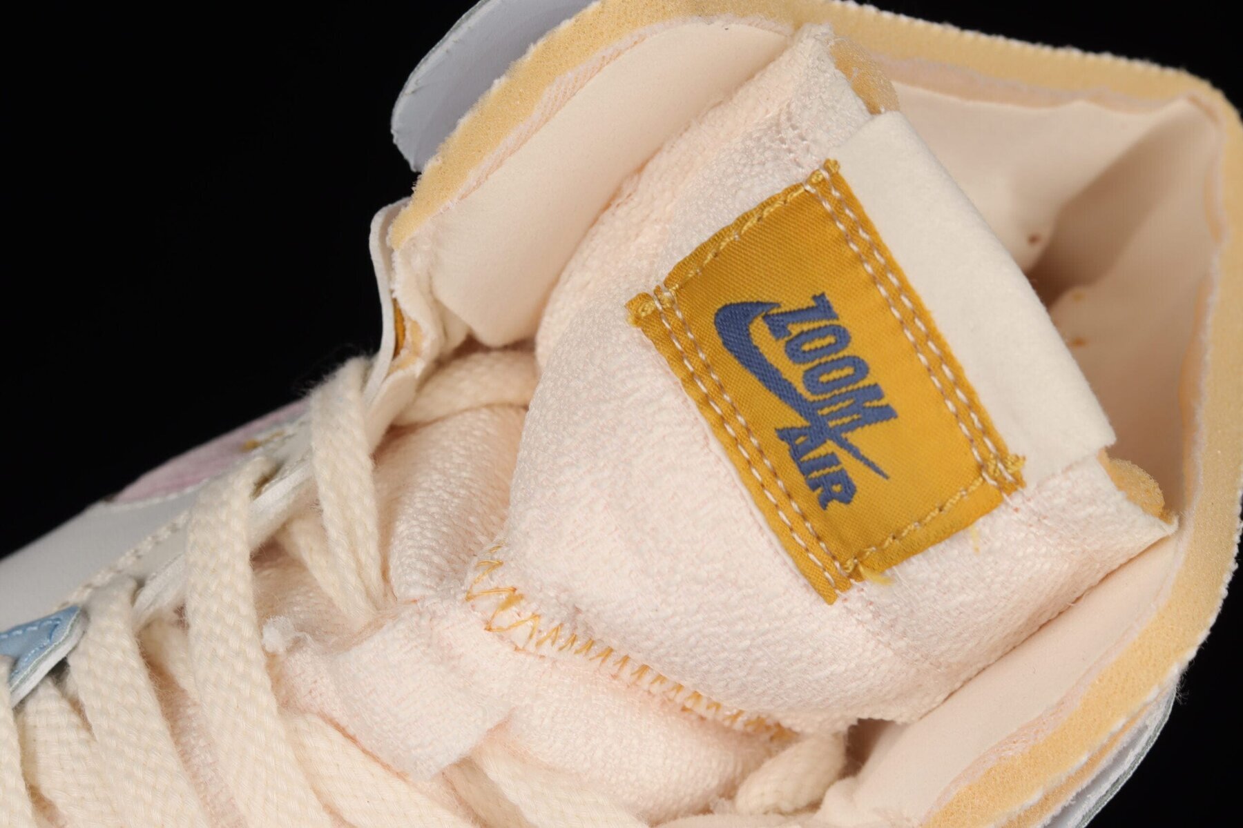 AJ1 High Zoom Air CMFT Pink Oxford (W) - Image 5