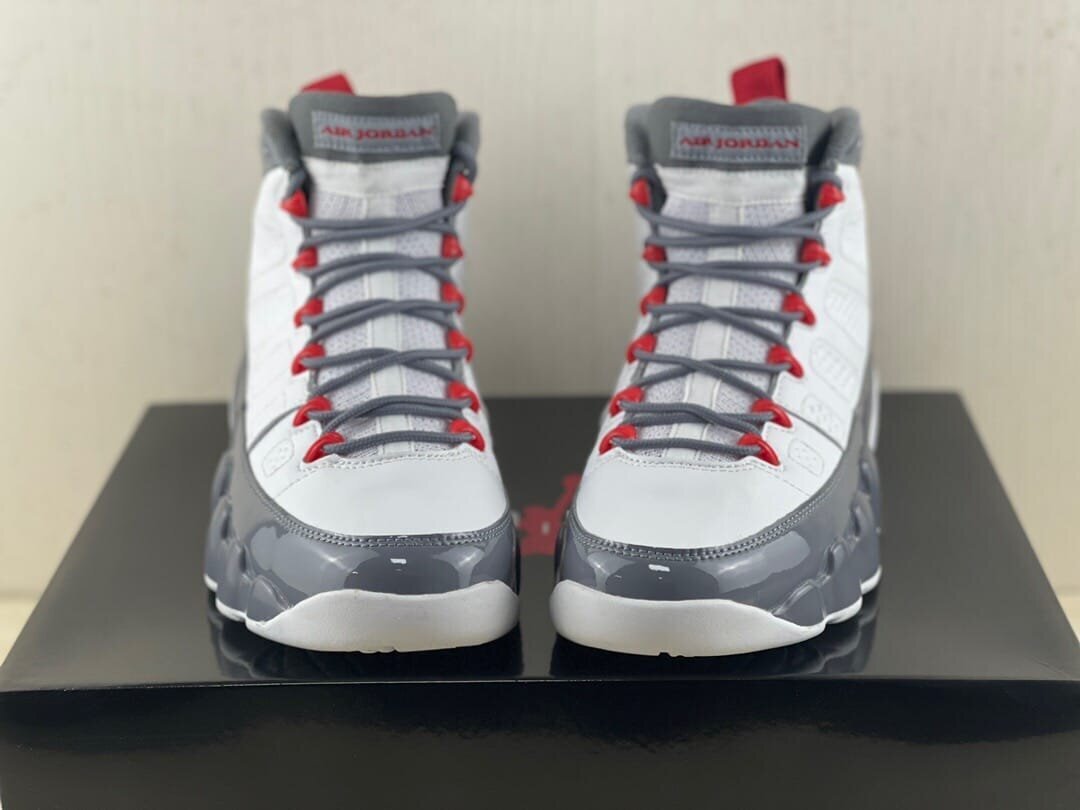 AJ9 Retro Fire Red - Image 5