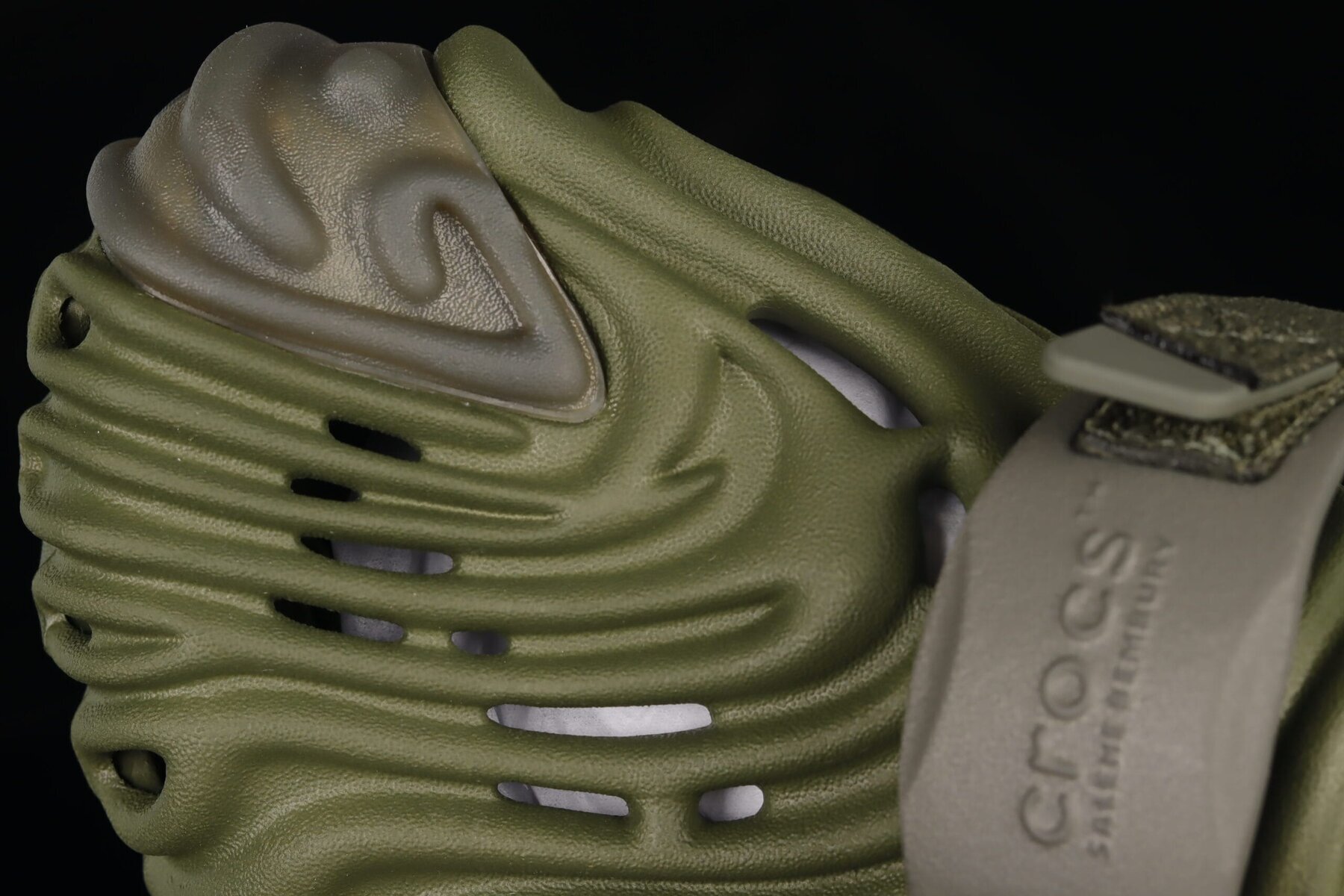 Salehe Bembury x Crocs Pollex Clog Army Green - Image 11