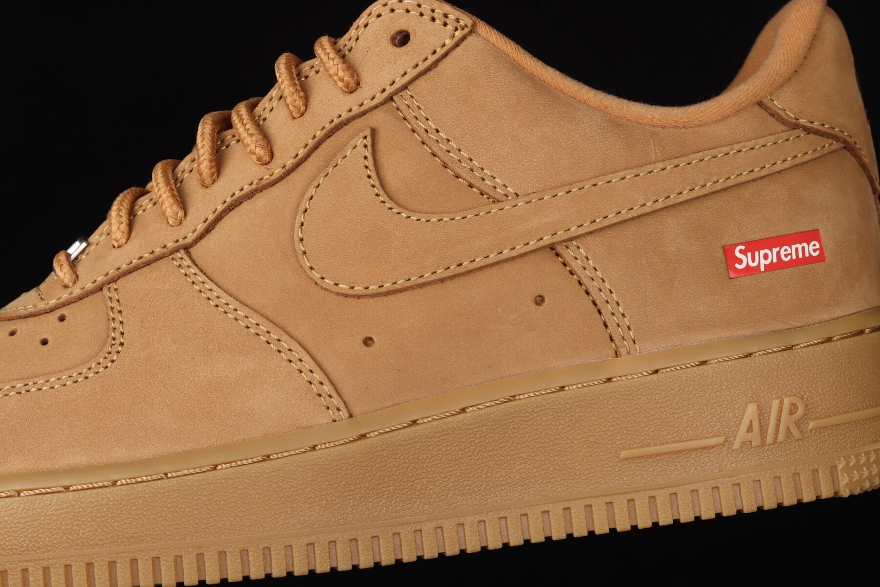 Air Force 1 Low SP Supreme Wheat - Image 4