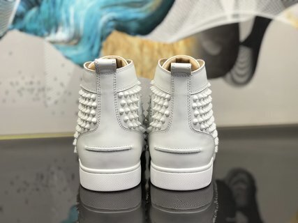 Christian Louboutin Louis Spikes Sneakers Calf leather and spikes White - Image 4