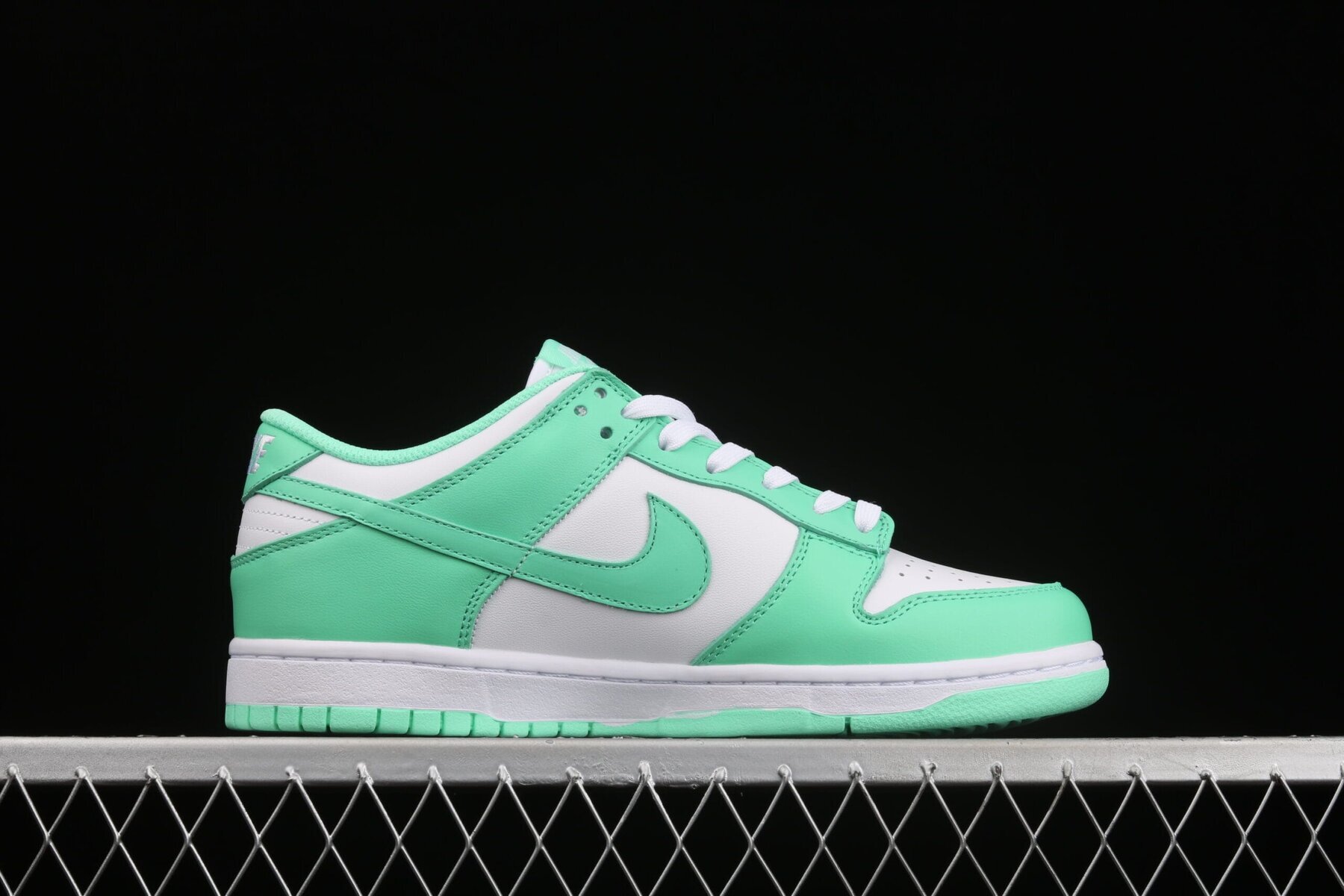 Dunk Low Green Glow - Image 2