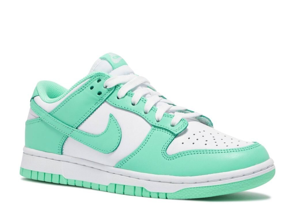 Dunk Low Green Glow