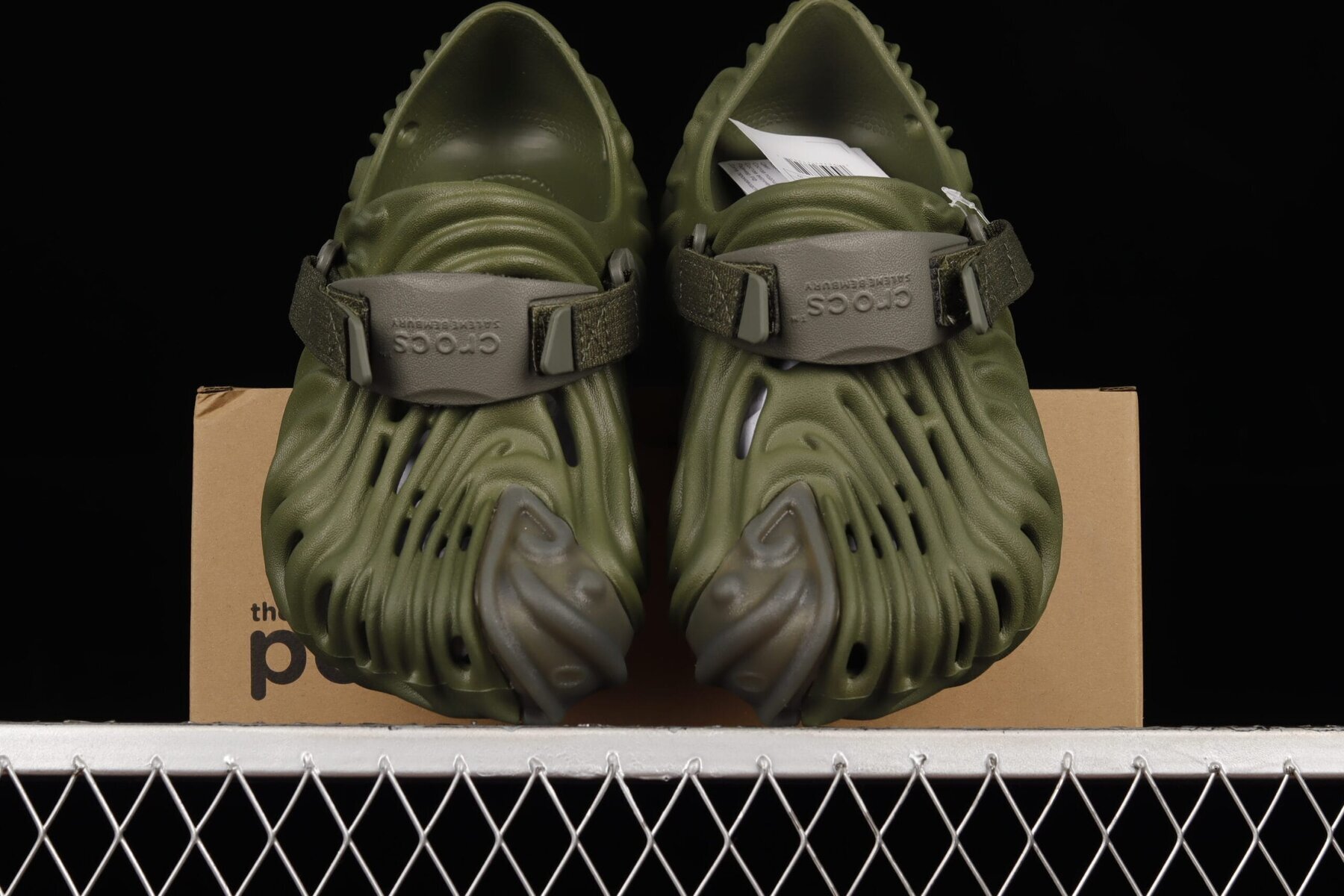 Salehe Bembury x Crocs Pollex Clog Army Green - Image 10