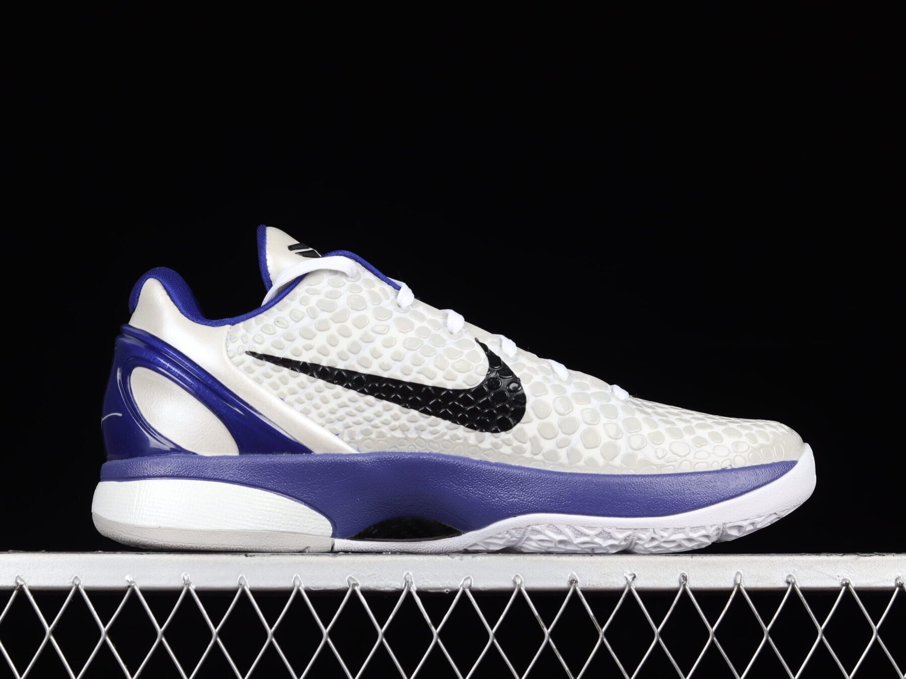 Zoom Kobe 6 Concord - Image 3