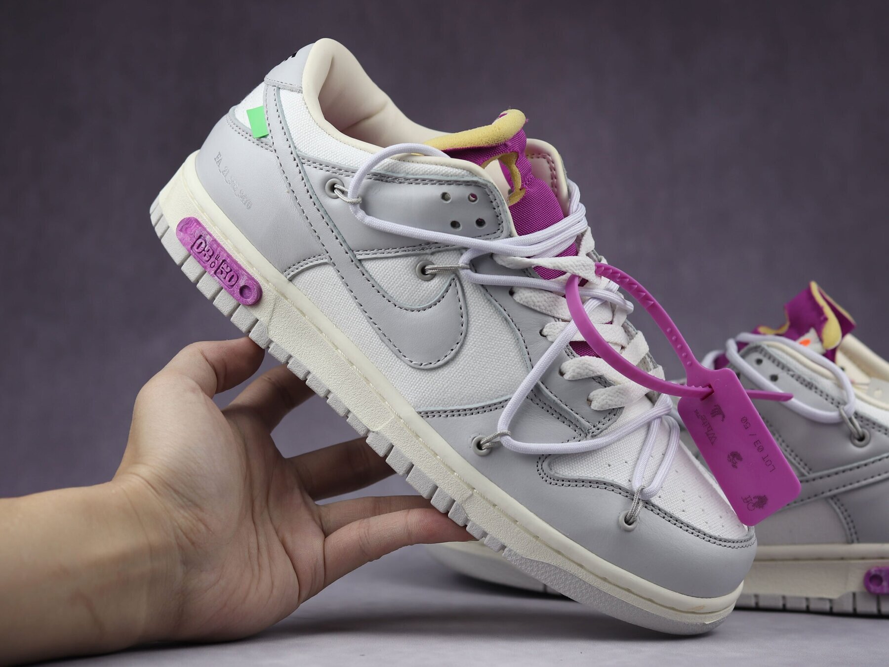 Off White Dunk Low Lot 3 - Image 3