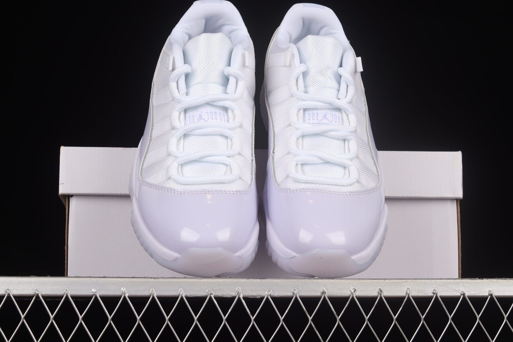 AJ11 Retro Low, Pure Violet - Image 7