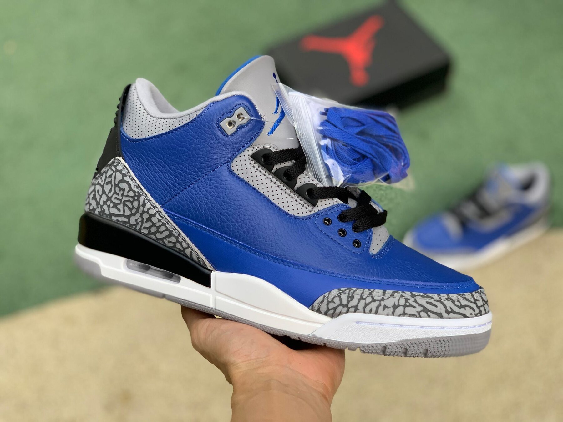 AJ3 AJ3 Varsity Royal - Image 2