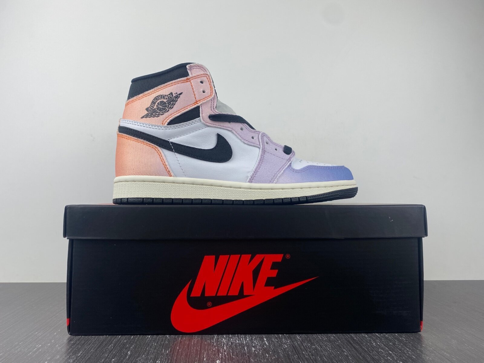 The AJ1 “Skyline” - Image 14