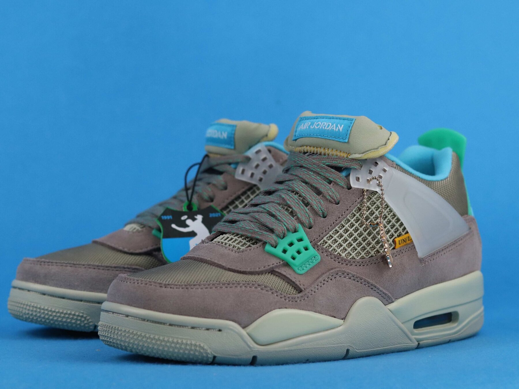AJ4 Retro SP 30th Anniversary Union Taupe Haze - Image 10