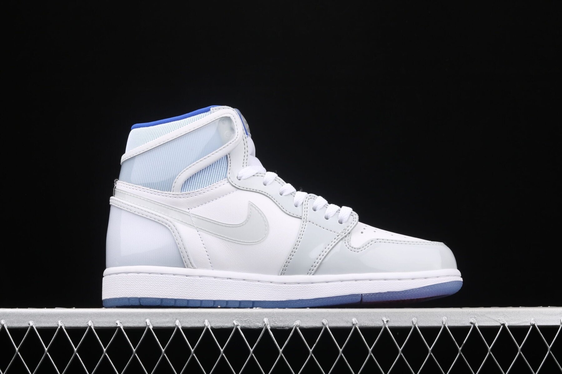 AJ1 Retro High, Zoom White Racer Blue - Image 3