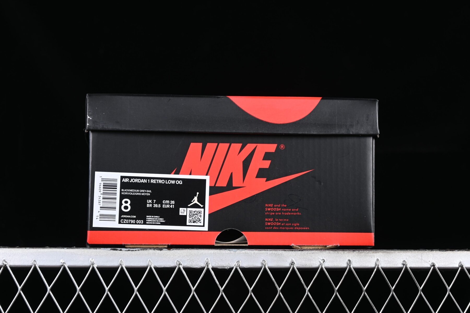 AJ1 Low OG Shadow - Image 4