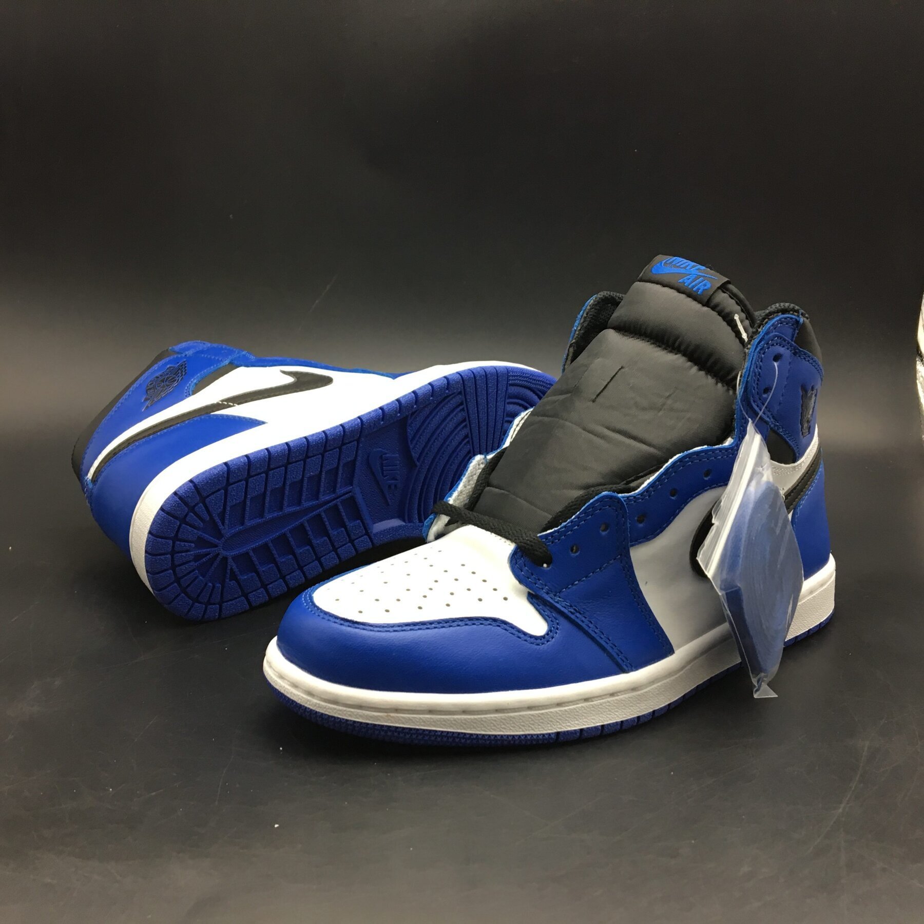 AJ1 Retro High OG Game Royal - Image 4