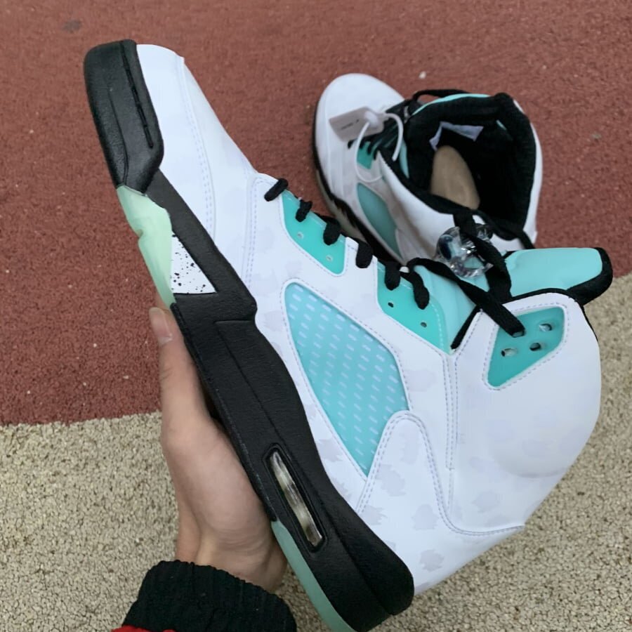 AJ5 Island Green - Image 3