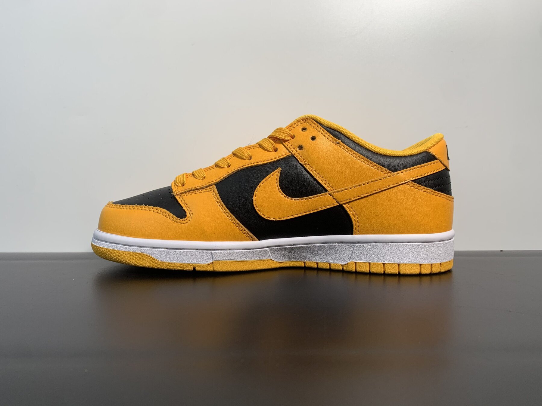 Dunk Low Championship Goldenrod - Image 8
