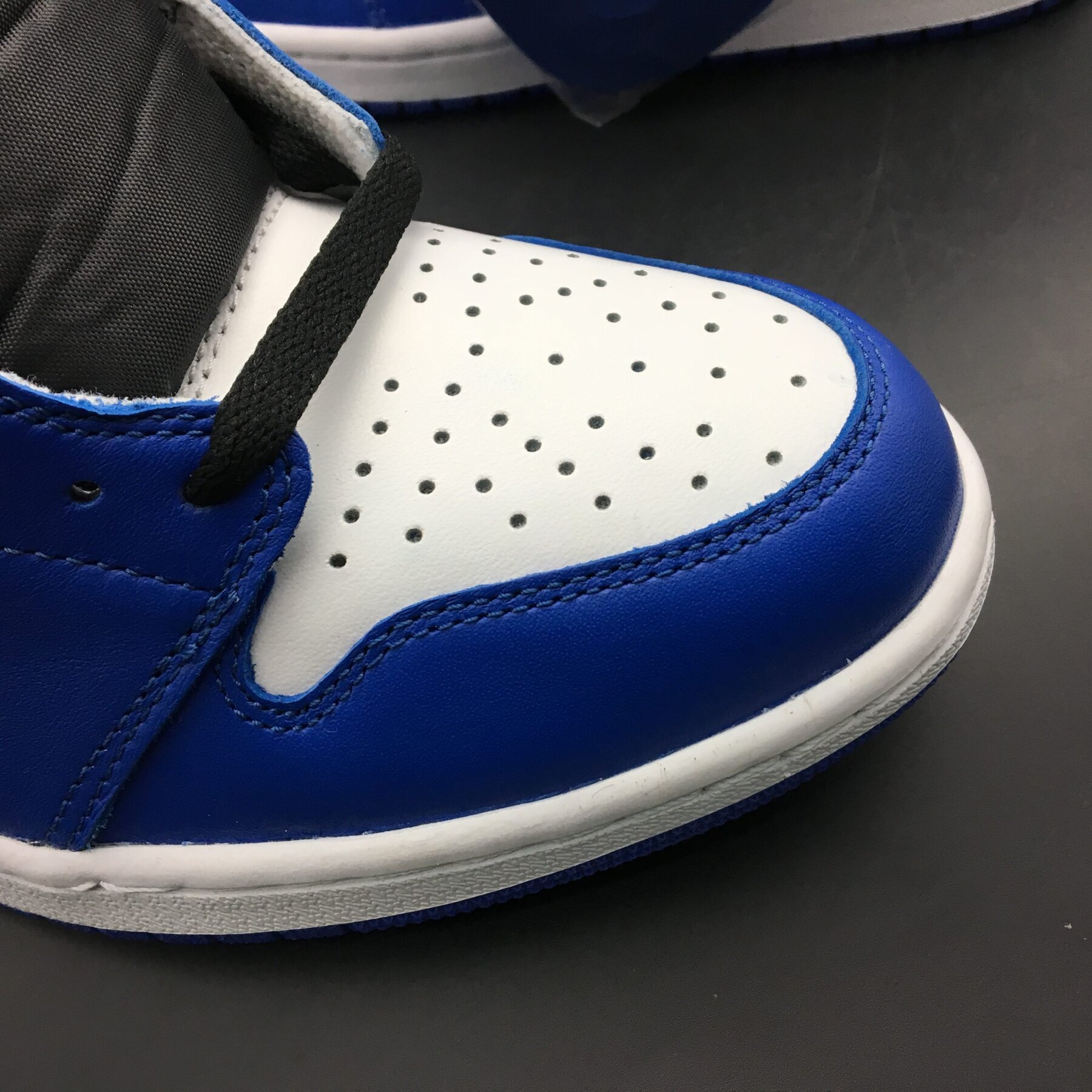 AJ1 Retro High OG Game Royal - Image 14