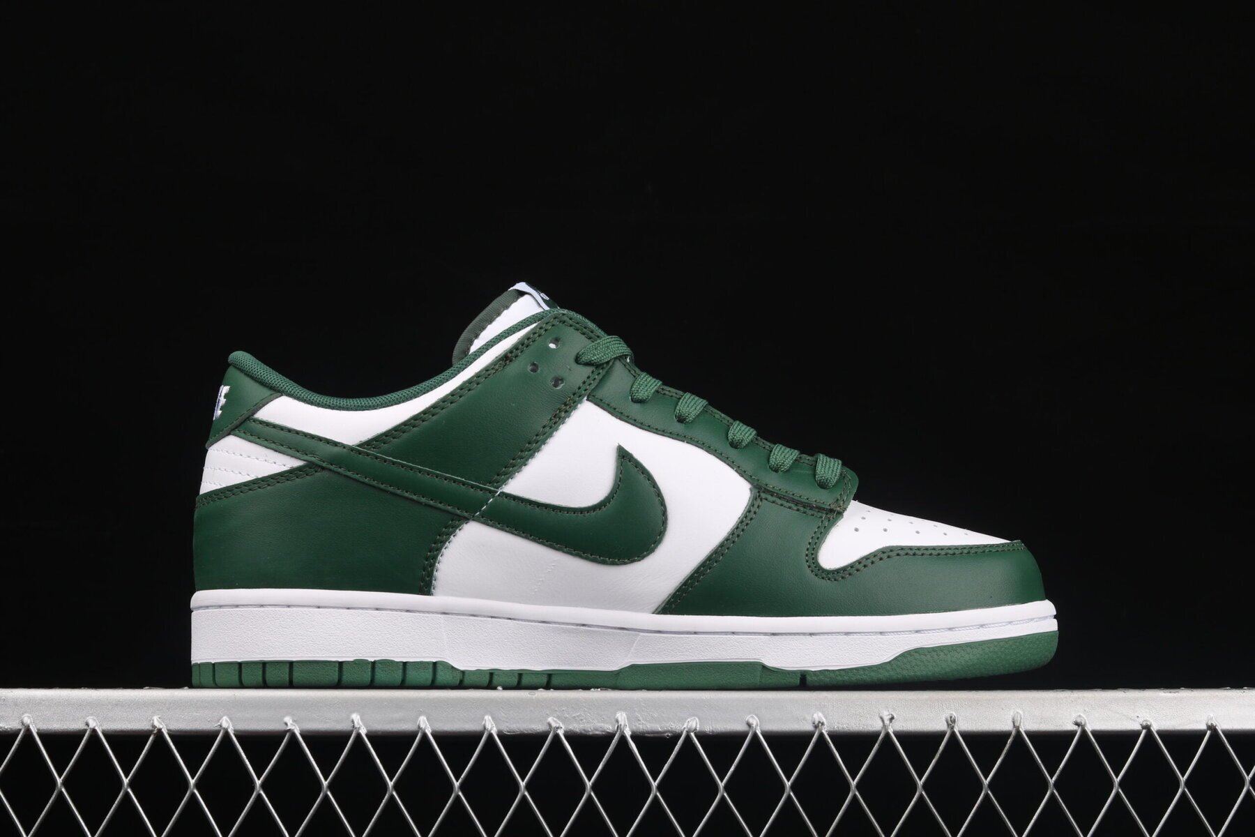 Dunk Low Michigan State - Image 9
