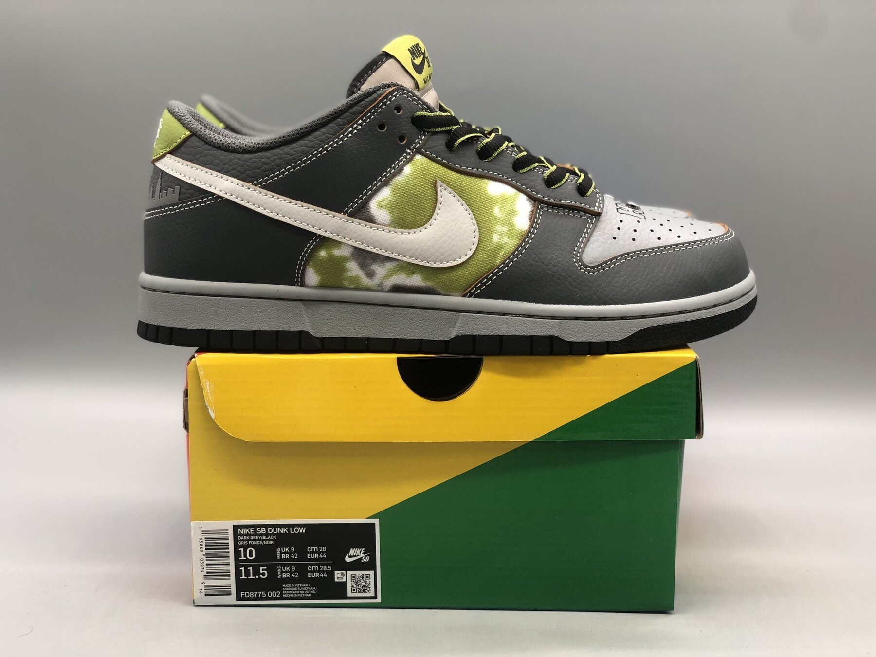 SB Dunk Low HUF Wait, What!? (Friends and Family) - Image 7