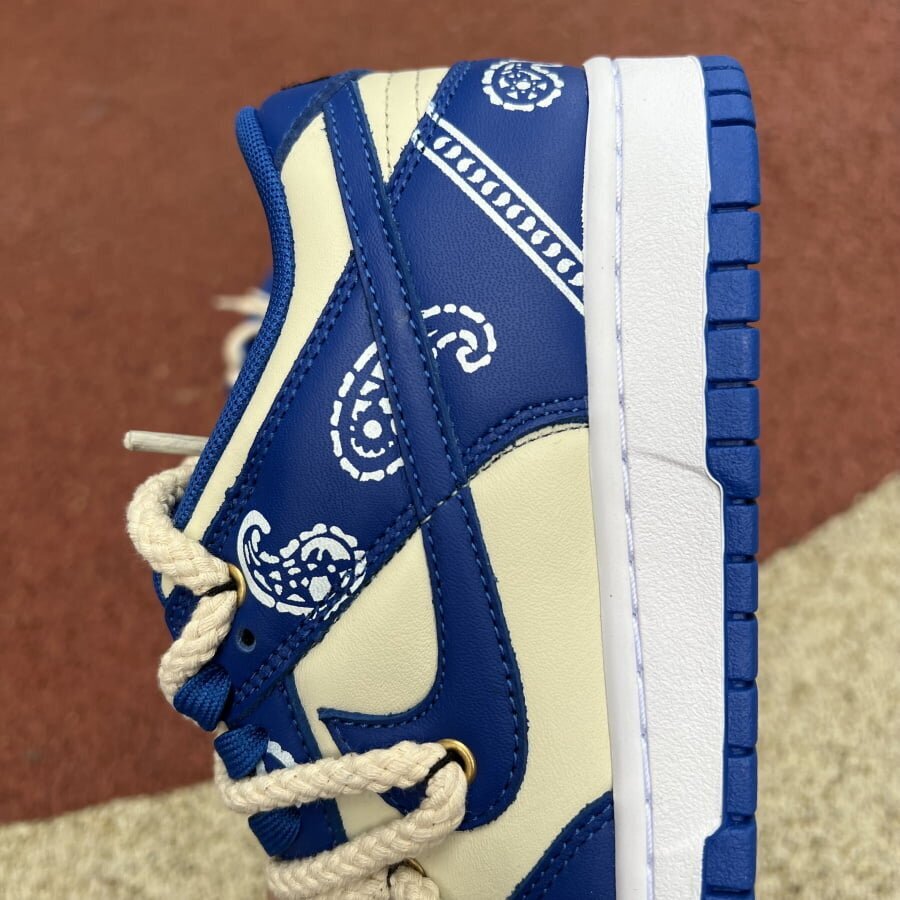 SB Dunk Low Lot Red/White Paisleye 18 - Image 6