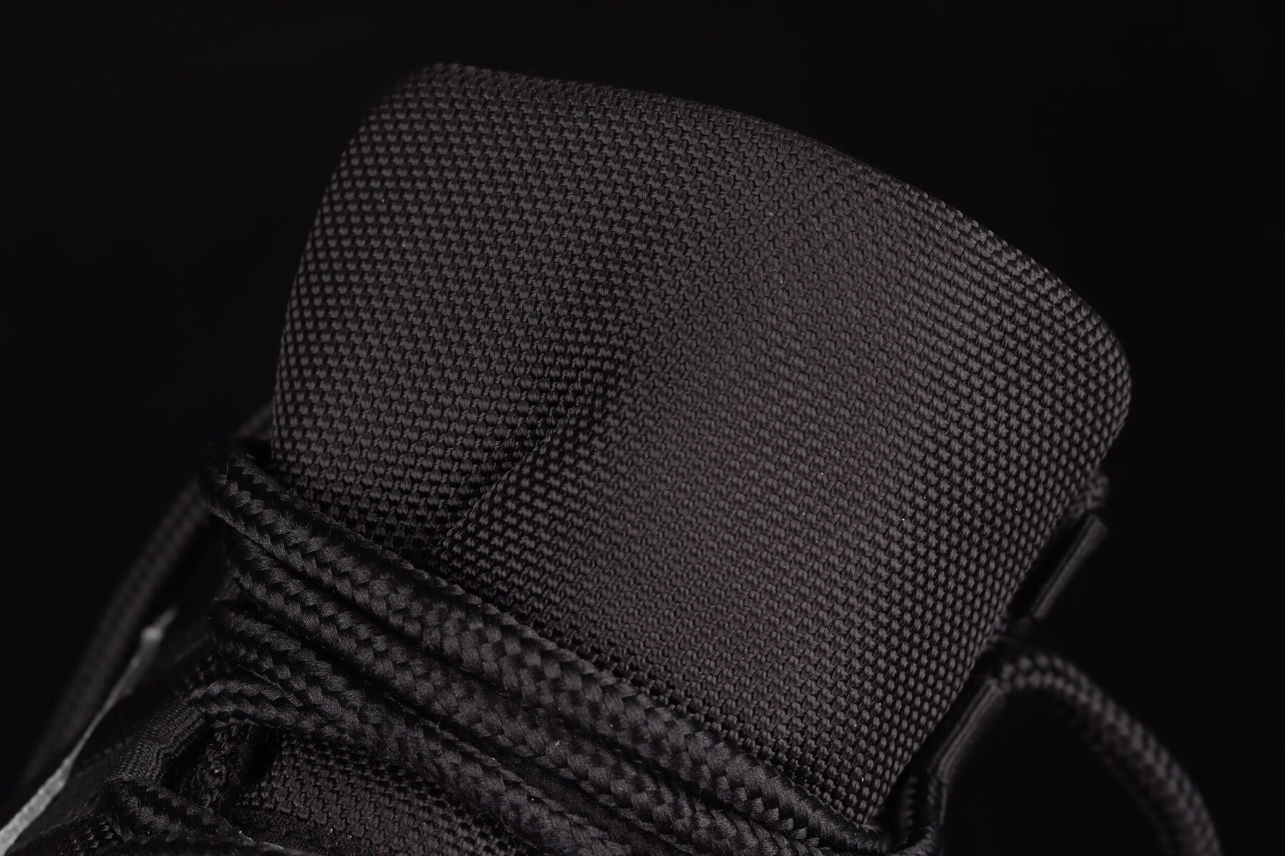 AJ11 Retro Playoffs Bred Extended Size - Image 7