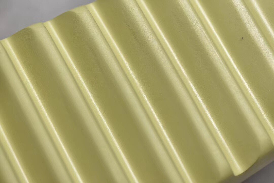 Yeezy Slide Resin - Image 6