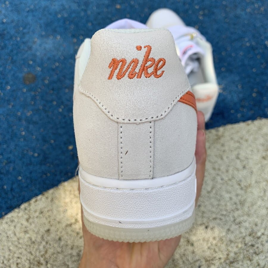 AIR FORCE 1 '07 DA8302-101 - Image 8