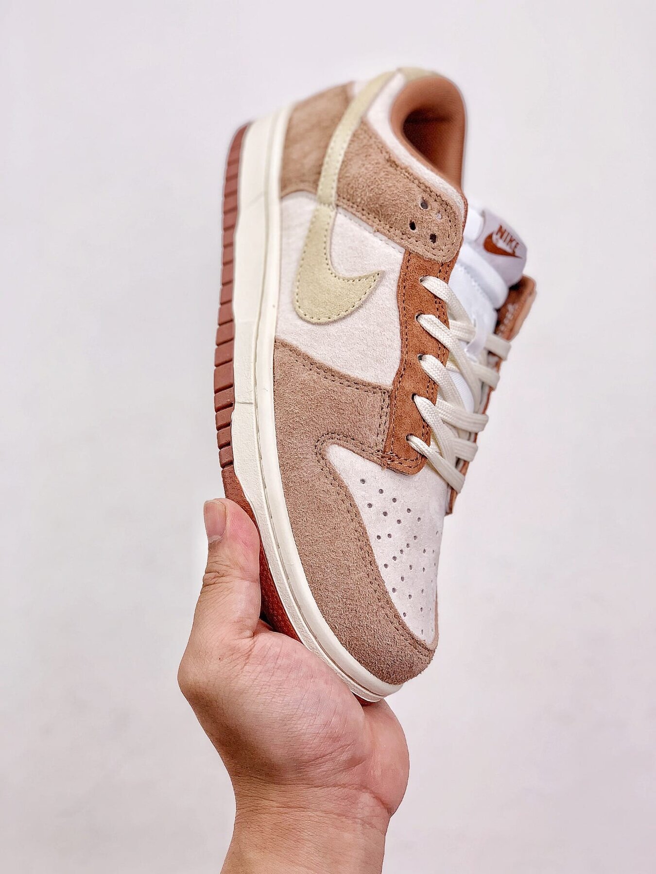 Dunk Low Medium Curry - Image 5
