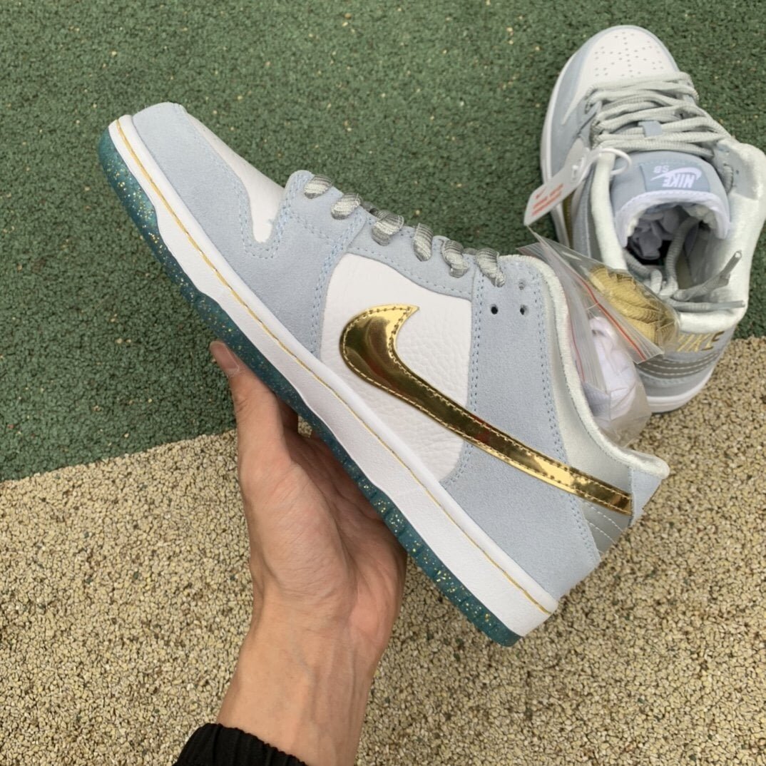 Sean Cliver x SB Dunk Low - Image 9