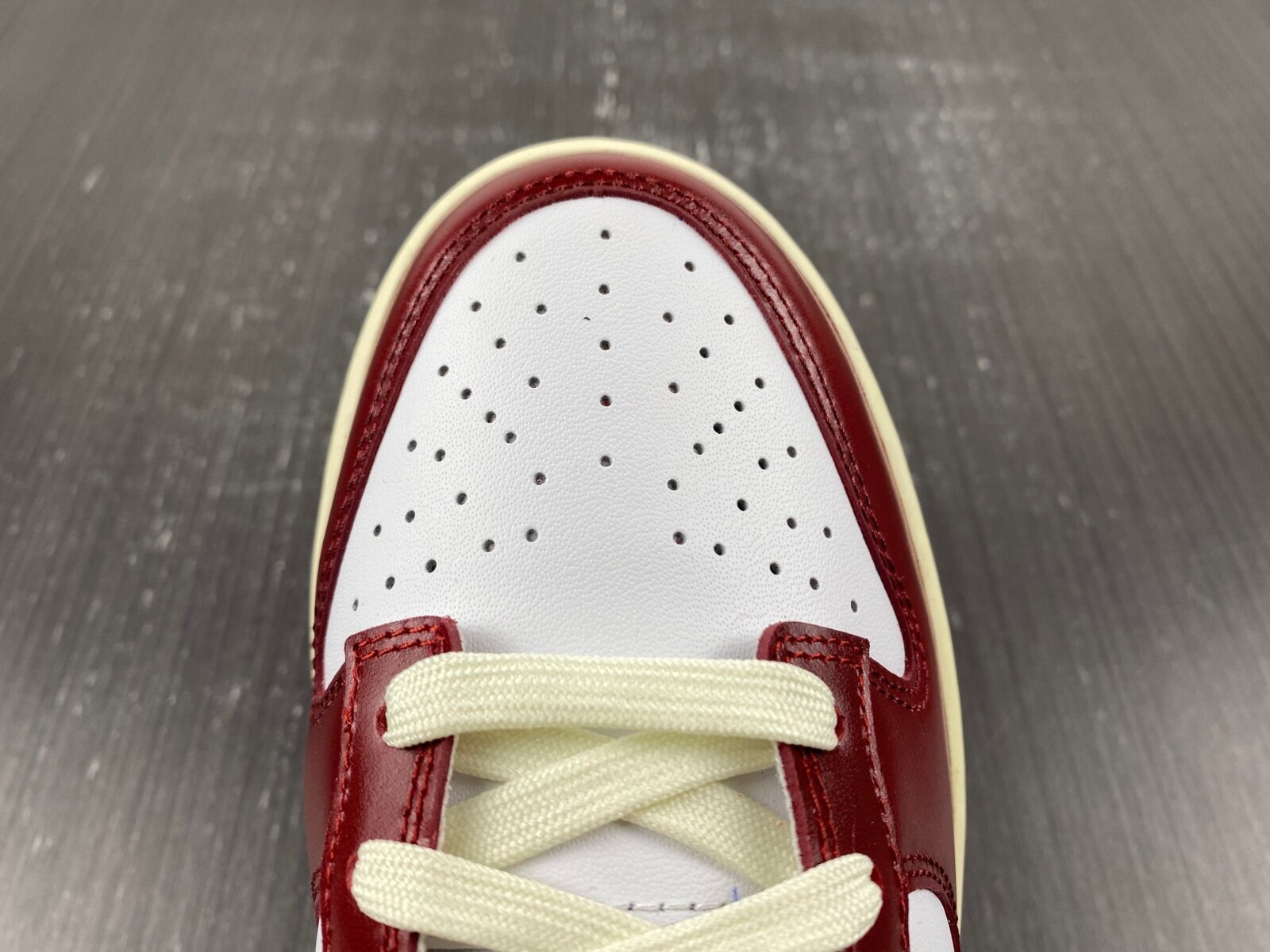 Dunk Low PRM Vintage Team Red - Image 13