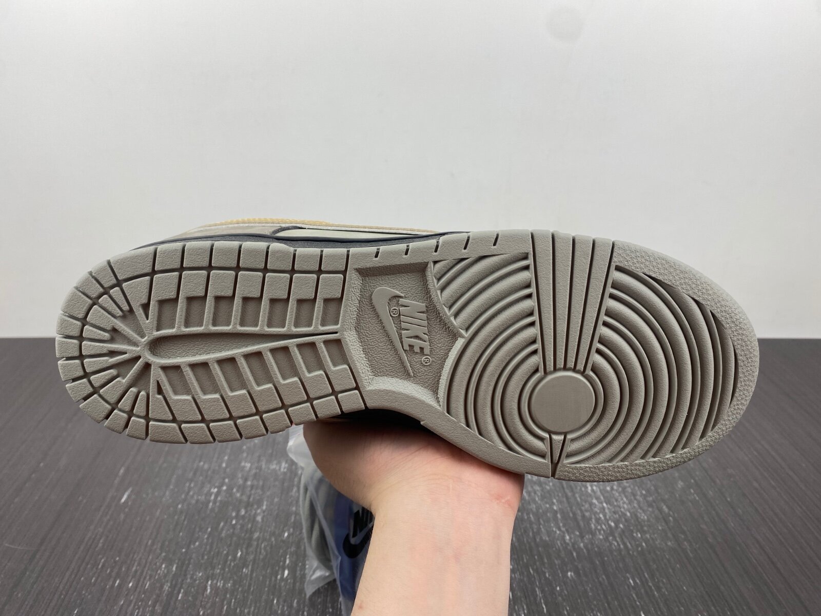 CONCEPTS x SB Dunk Low TAGZ custom - Image 6