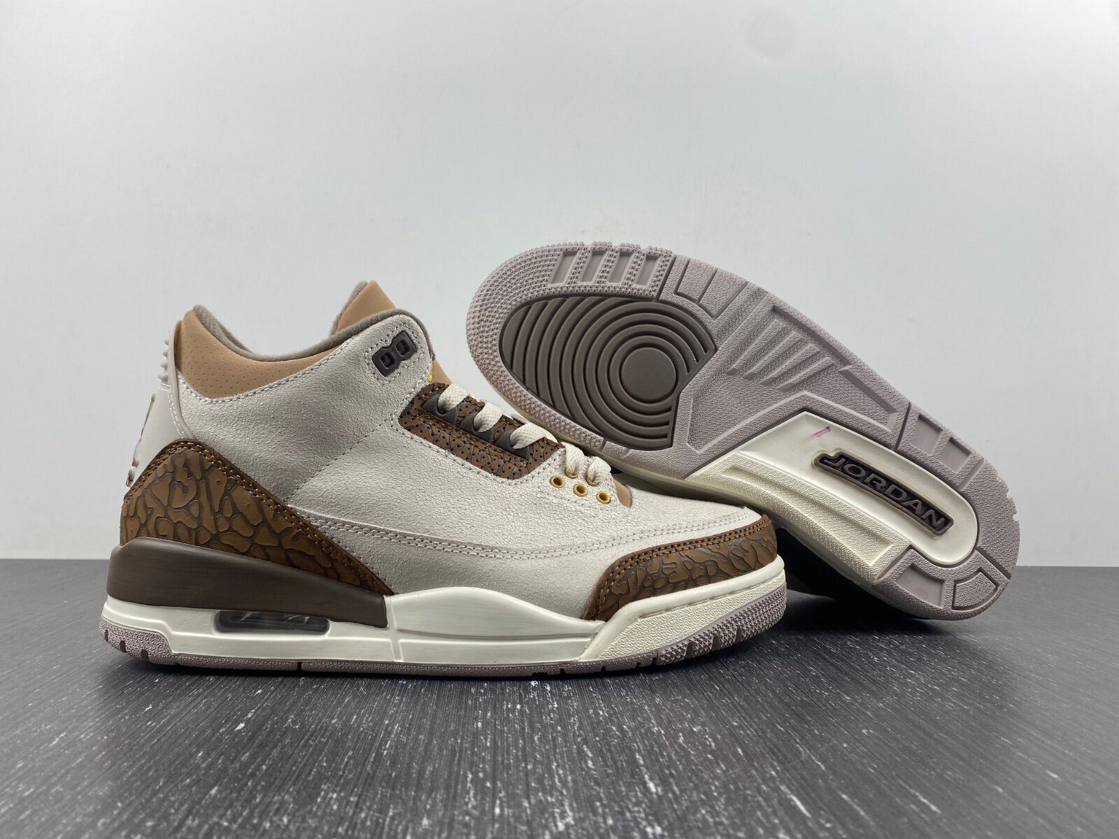 AJ3 Retro Palomino - Image 3
