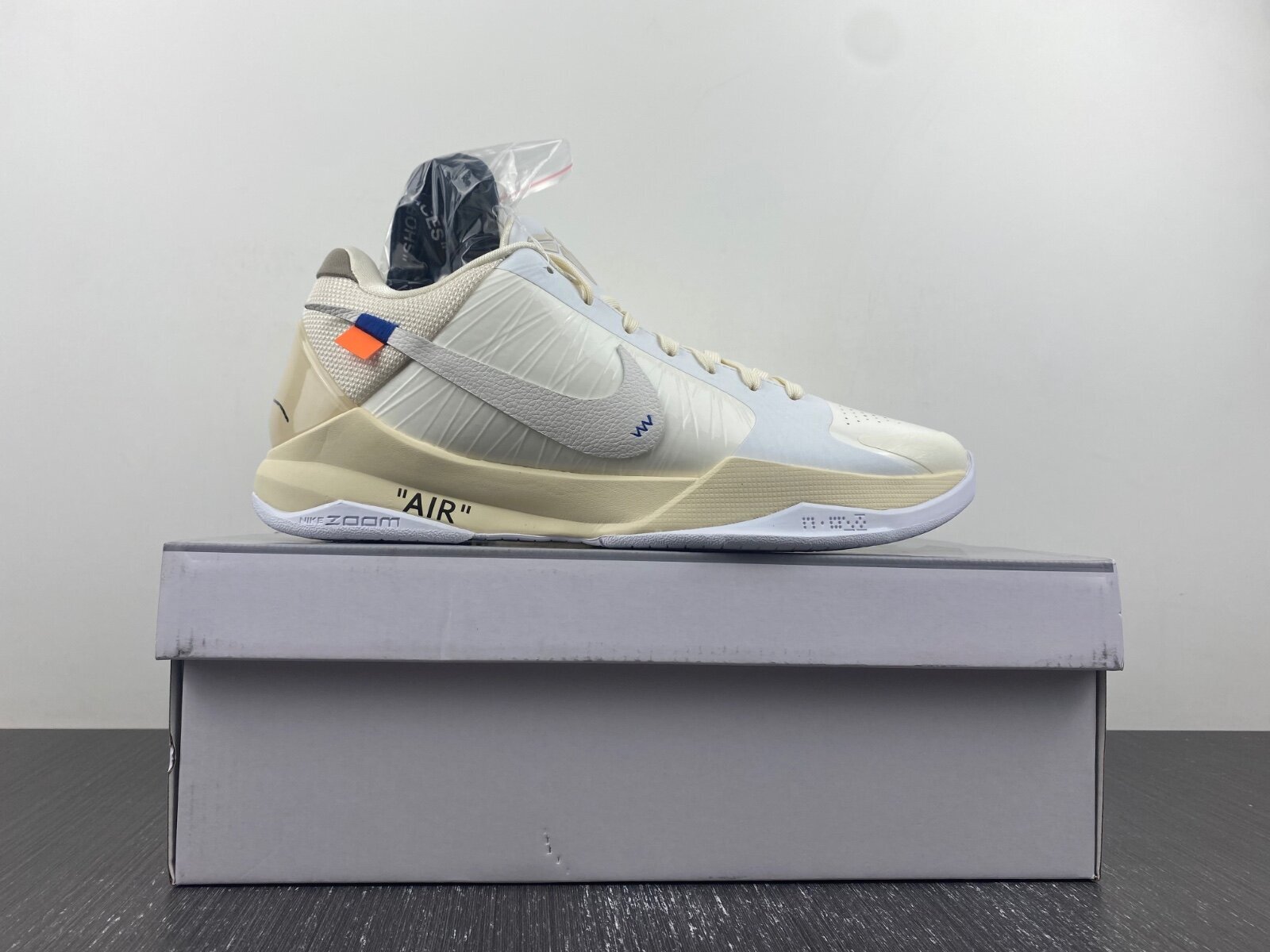 Off-White x Kobe 5 Protro Custom White - Image 5