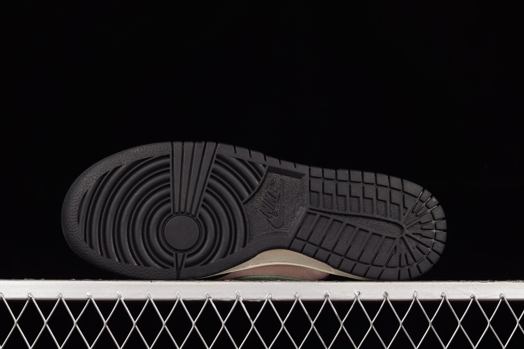 Otomo Katsuhiro x SB Dunk Low Steamboy OST Purple Green - Image 8