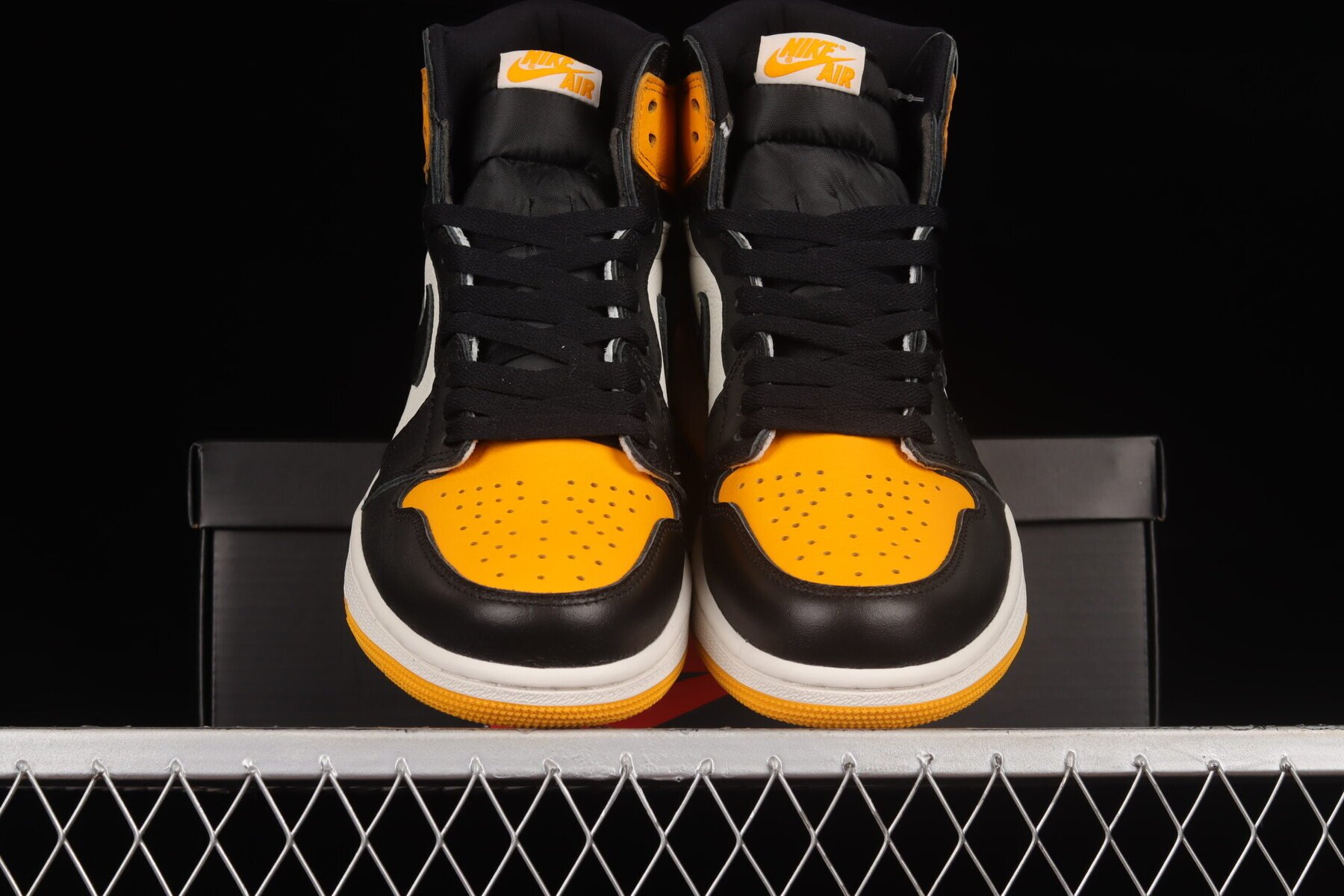 AJ1 High OG Taxi Yellow Toe - Image 5