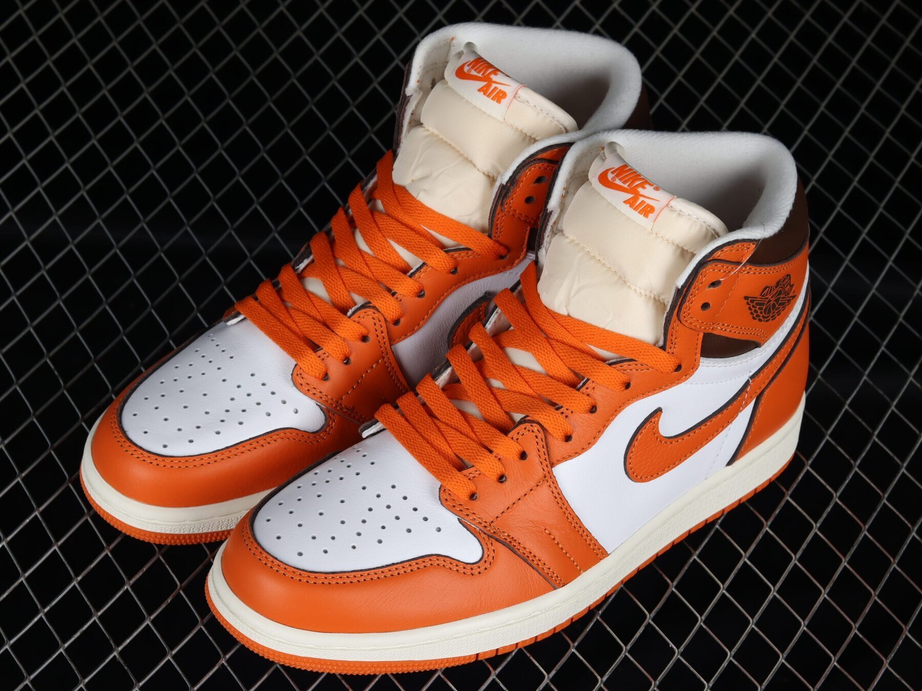 AJ1 High "Starfish", White/Orange Red - Image 11