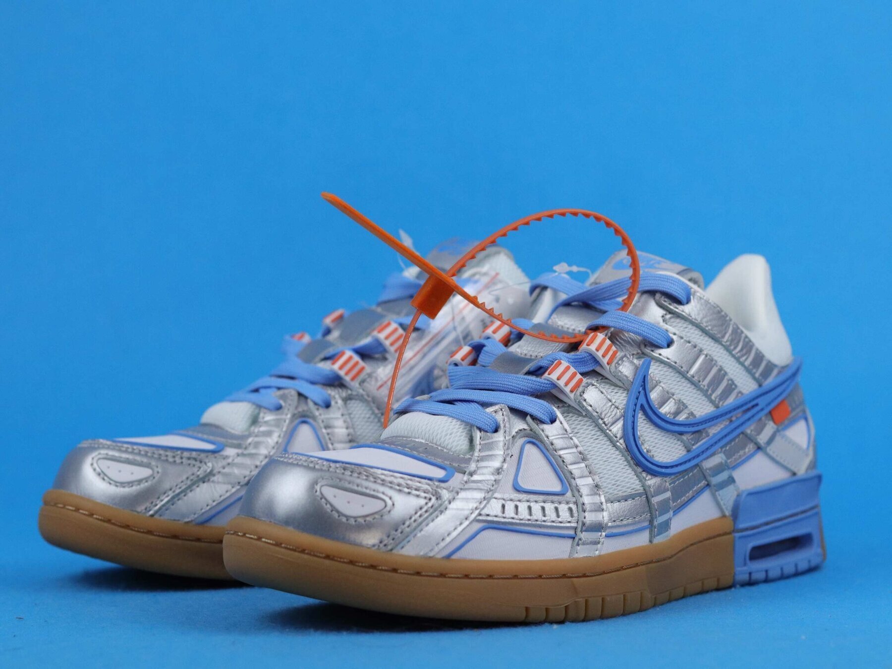 Air Rubber Dunk OFW UNC - Image 8